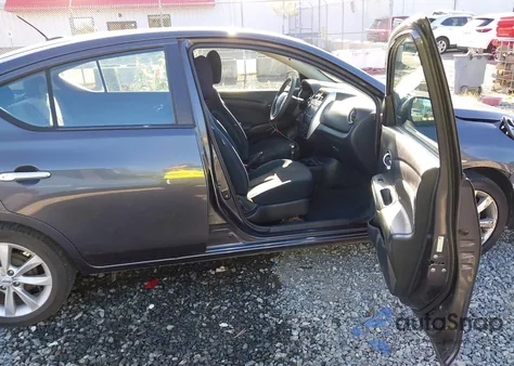 2015 Nissan Versa 1.6 Sl из США, поврежденный, VIN 3N1CN7APXFL822967